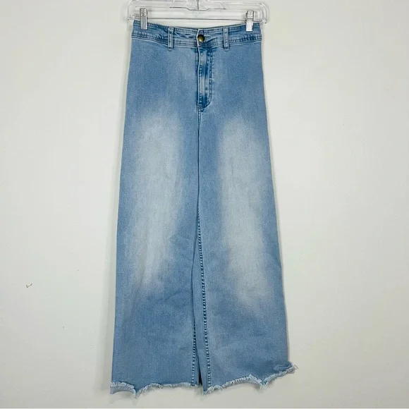 Billabong Light Blue Flare Jeans - Picture 2 of 9